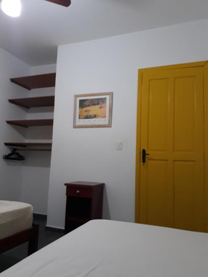 Residencial Colonial Amarelo A 150M Da Praia De Mariscal Aparthotel Bombinhas Eksteriør bilde