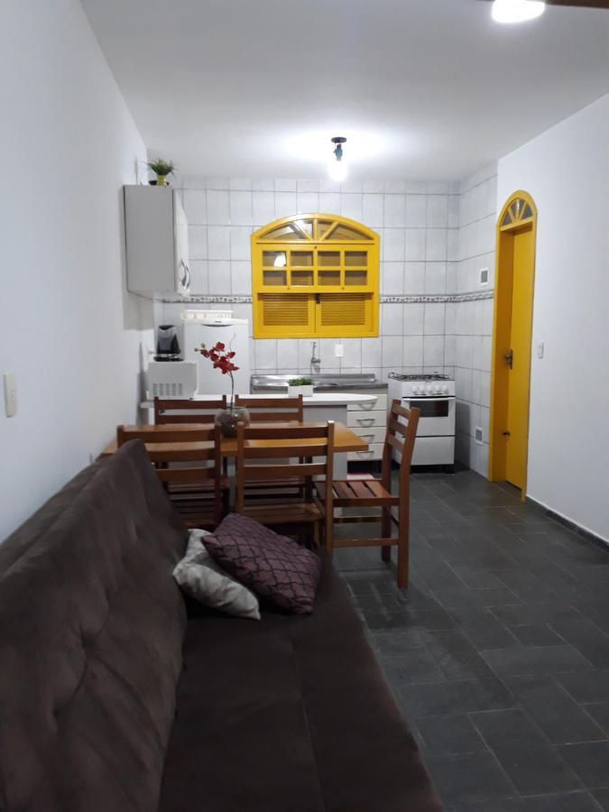 Residencial Colonial Amarelo A 150M Da Praia De Mariscal Aparthotel Bombinhas Eksteriør bilde