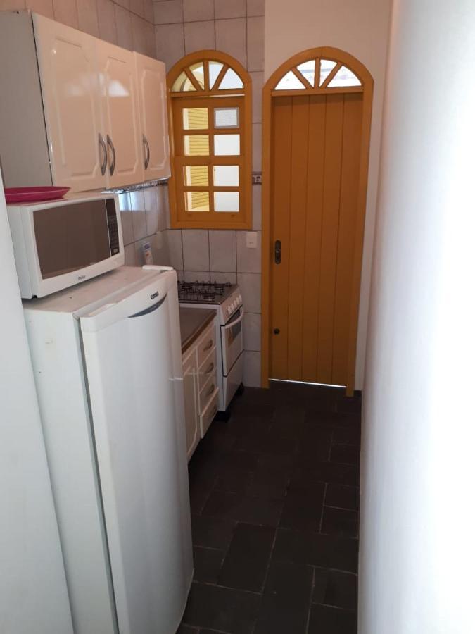 Residencial Colonial Amarelo A 150M Da Praia De Mariscal Aparthotel Bombinhas Eksteriør bilde