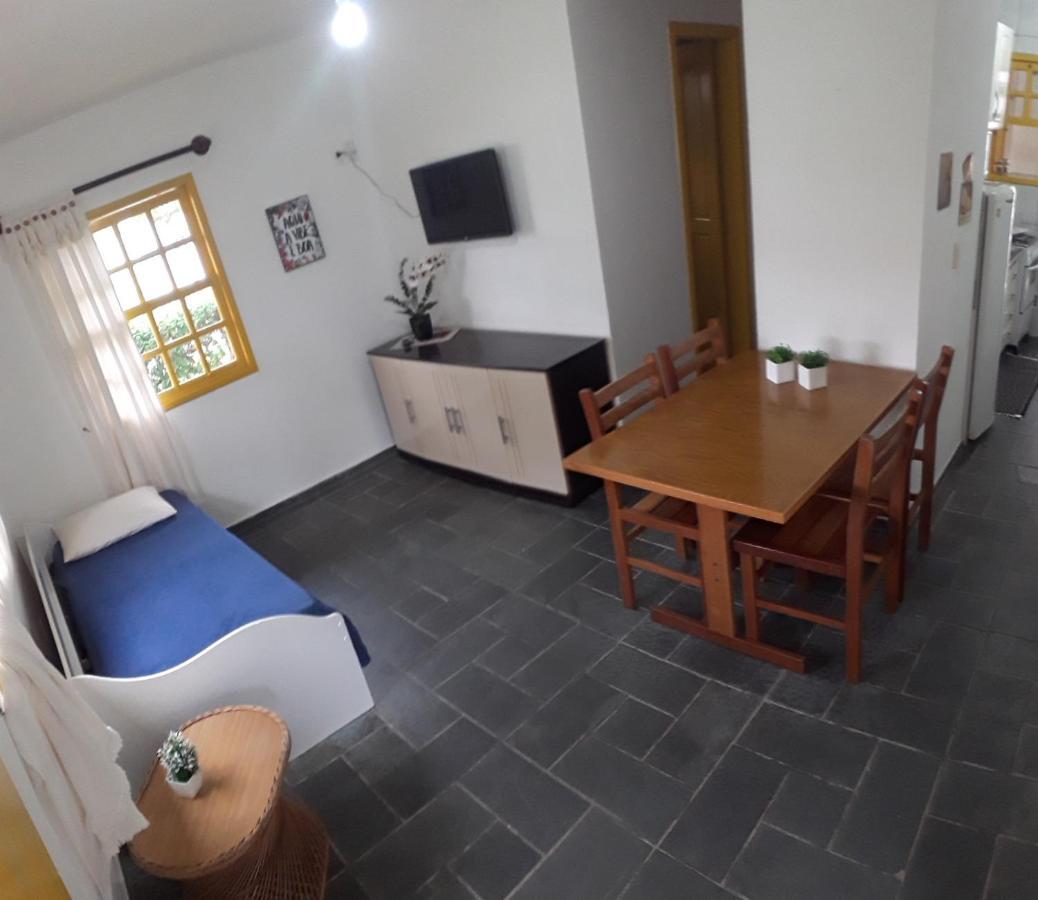 Residencial Colonial Amarelo A 150M Da Praia De Mariscal Aparthotel Bombinhas Eksteriør bilde